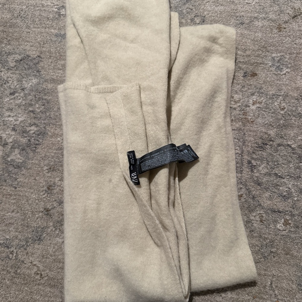 ZARA Cream Knit Scarf